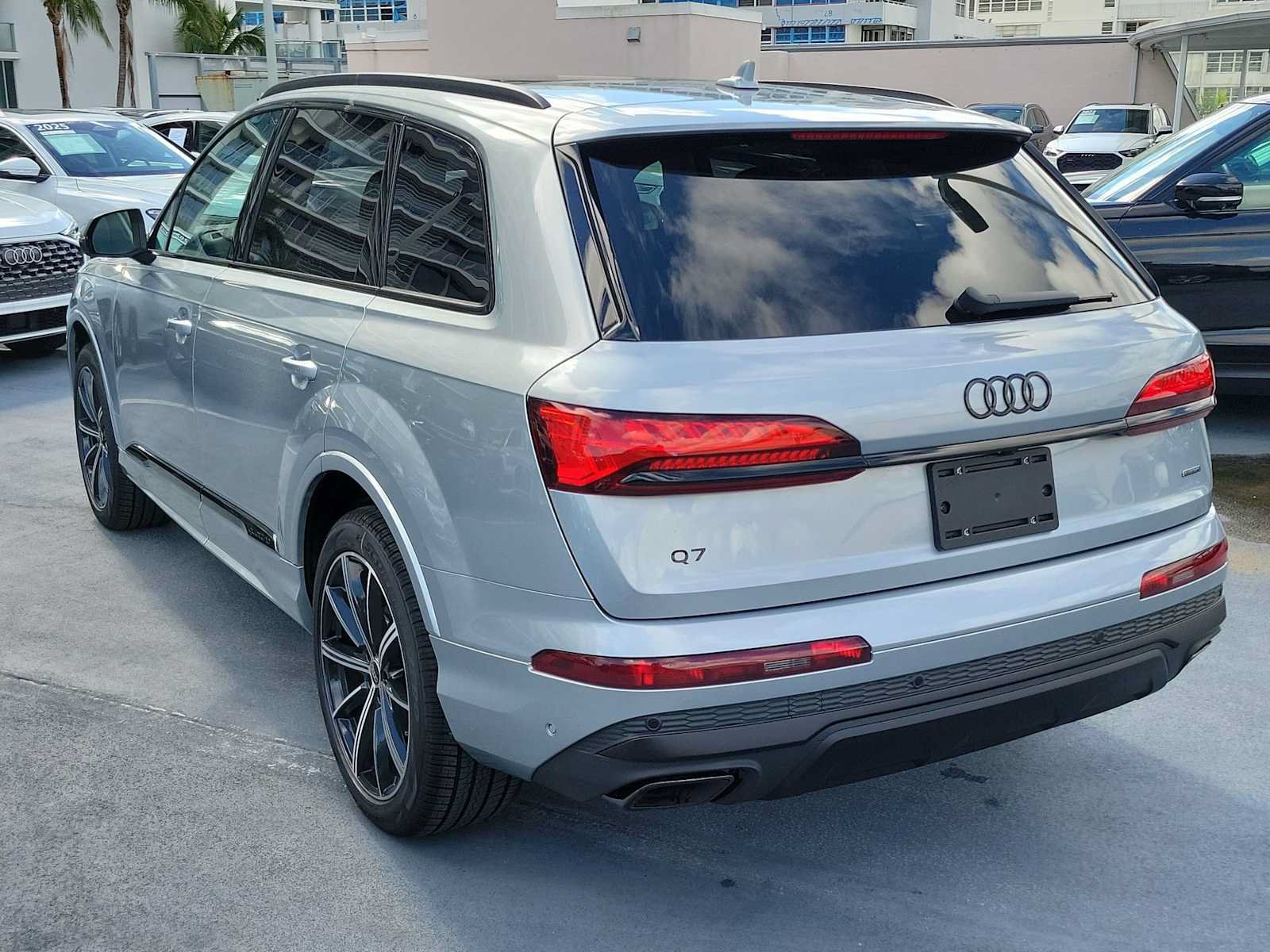 New 2026 Audi Q7 2.0T Premium Plus AWD/4WD image 4