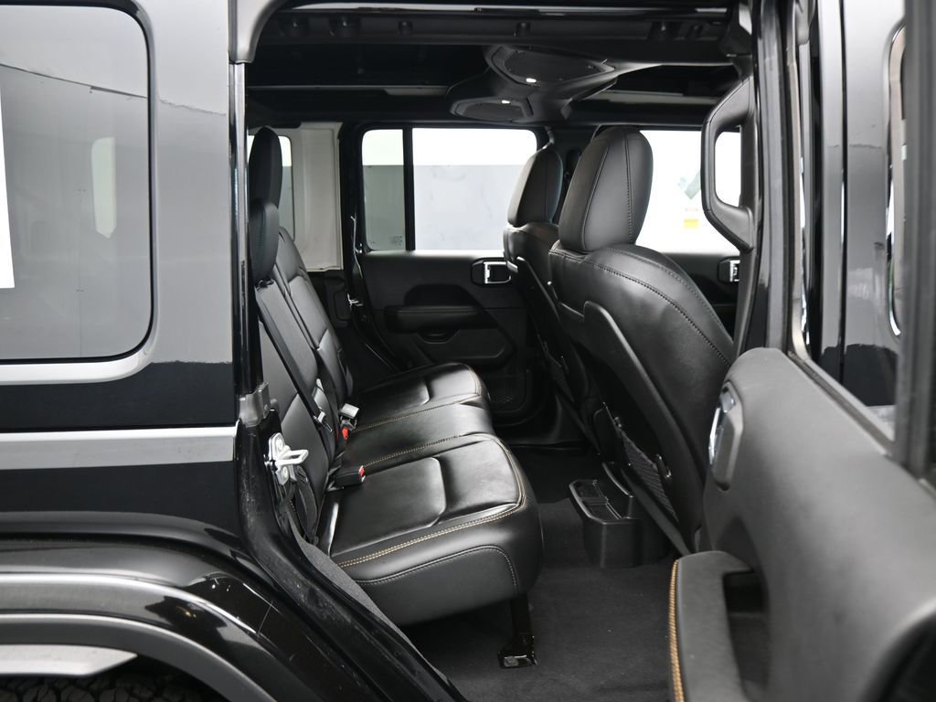 Used 2025 Jeep Wrangler Unlimited Rubicon 392 image 35