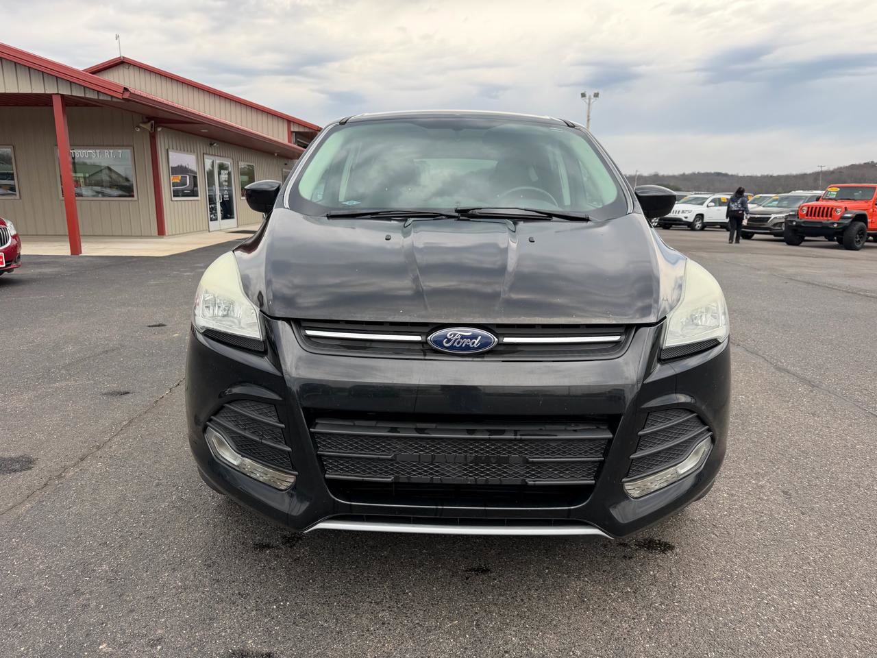 Used 2014 Ford Escape SE image 2
