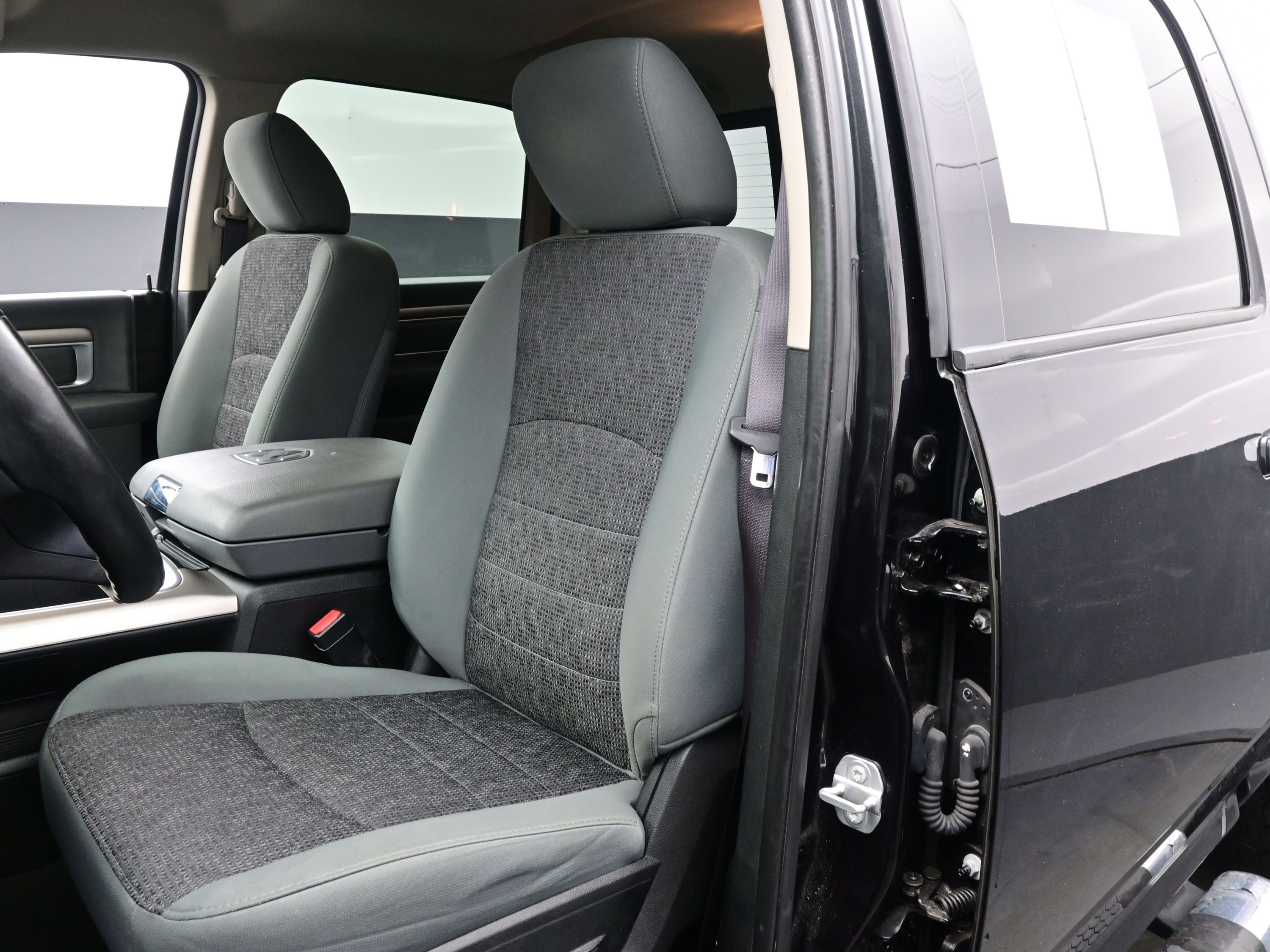 Used 2018 RAM 1500 Big Horn image 11