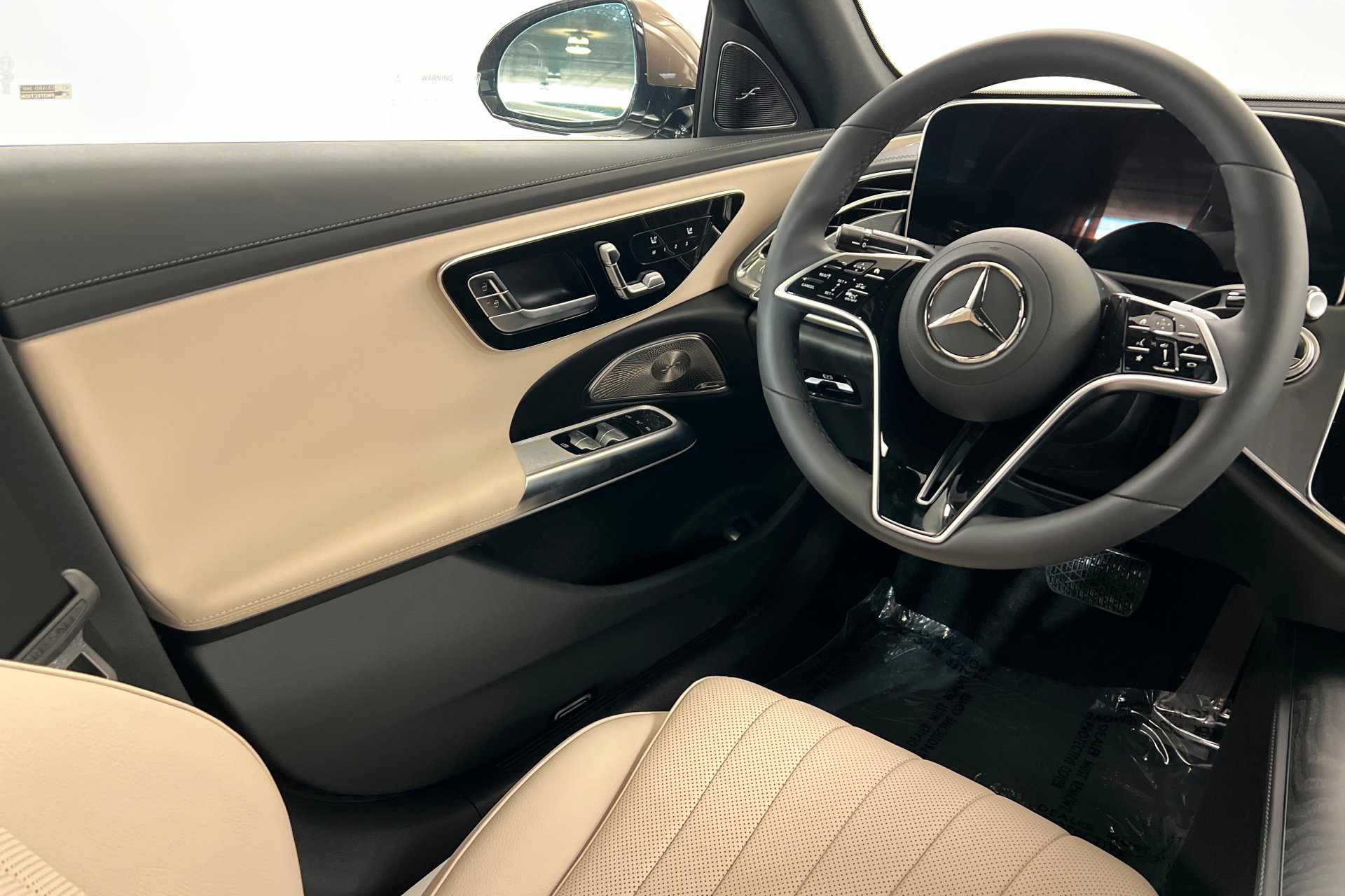 New 2026 Mercedes-Benz E 350 4MATIC Sedan image 11