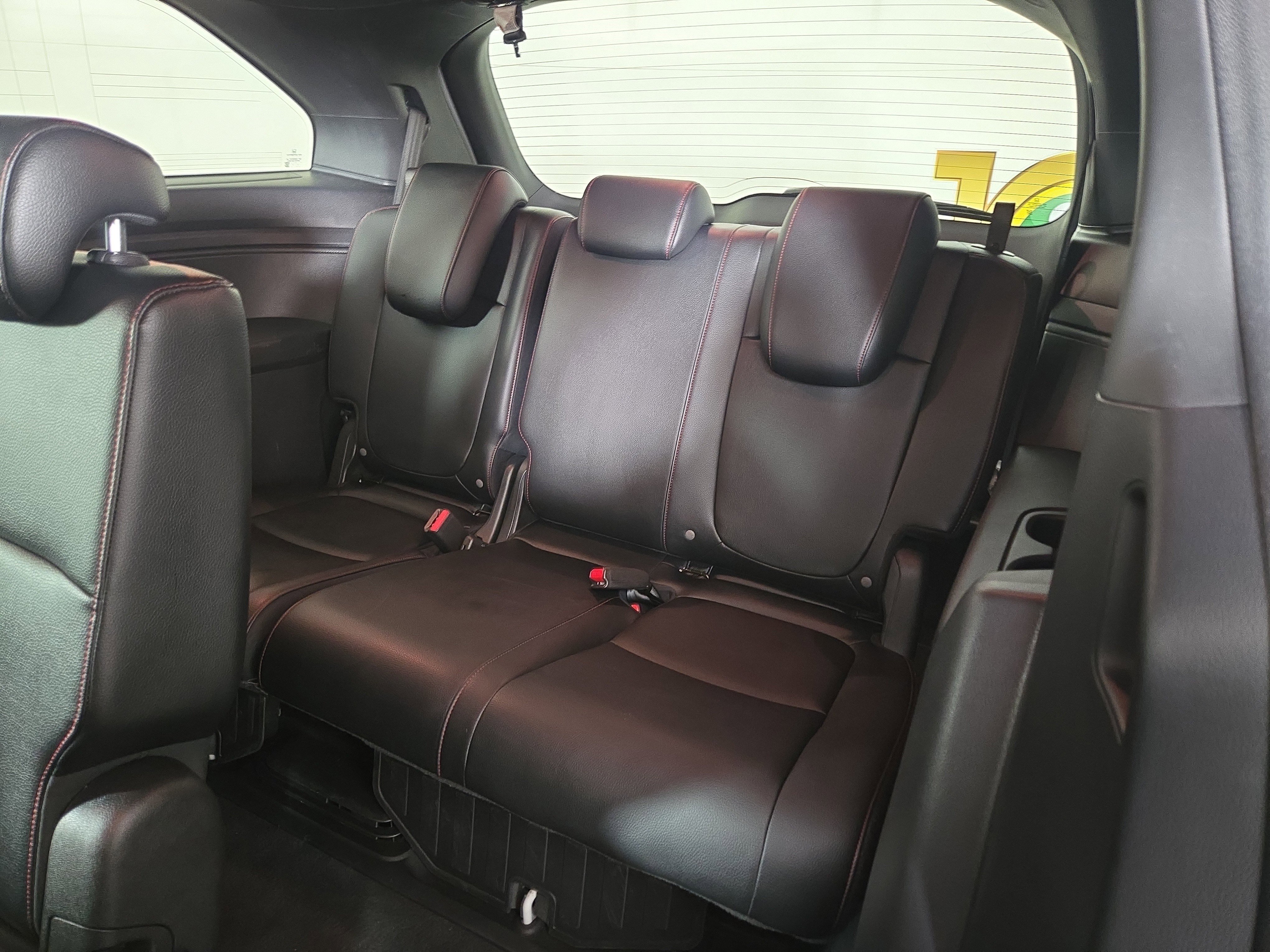 Used 2025 Honda Odyssey Sport-L image 13