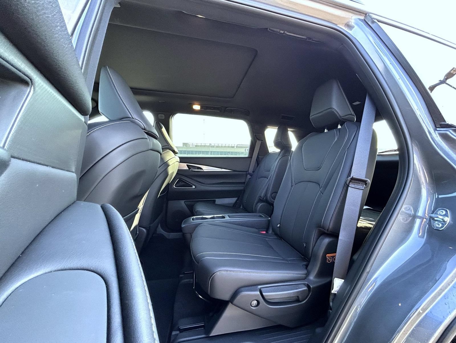 New 2027 INFINITI QX60 Sport w/ Dark Cargo Package AWD/4WD image 21
