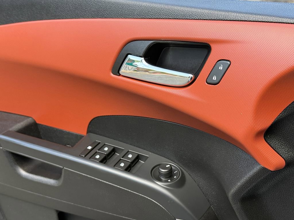 Used 2015 Chevrolet Sonic LT FWD image 30