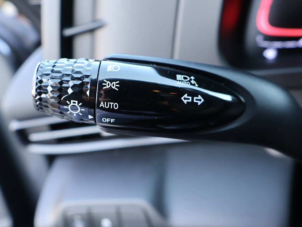 Used 2025 Hyundai Elantra Sport w/ Cargo Package image 38