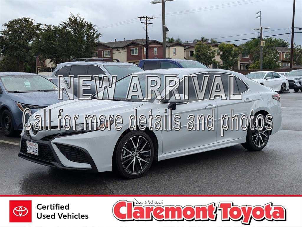 Used 2023 Toyota Camry SE