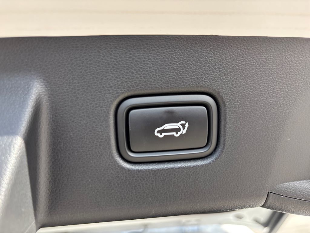 Used 2025 Hyundai Tucson SEL image 14