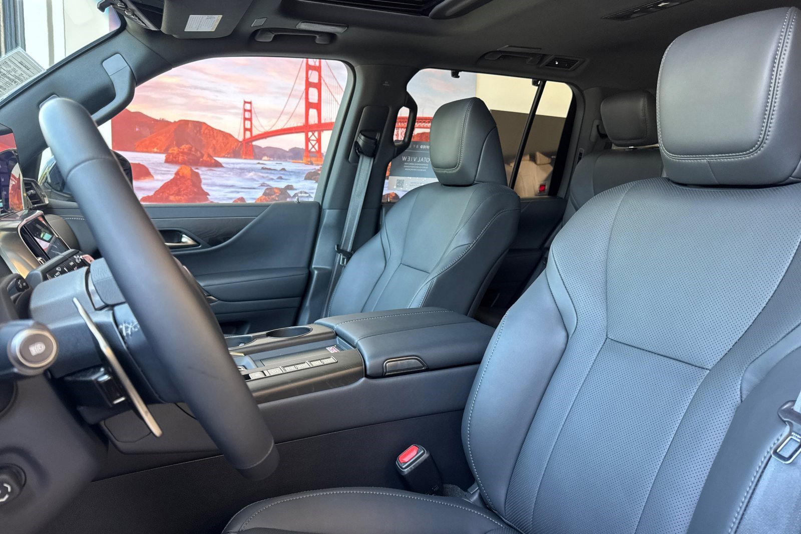 Used 2026 Lexus LX 700h Overtrail image 5