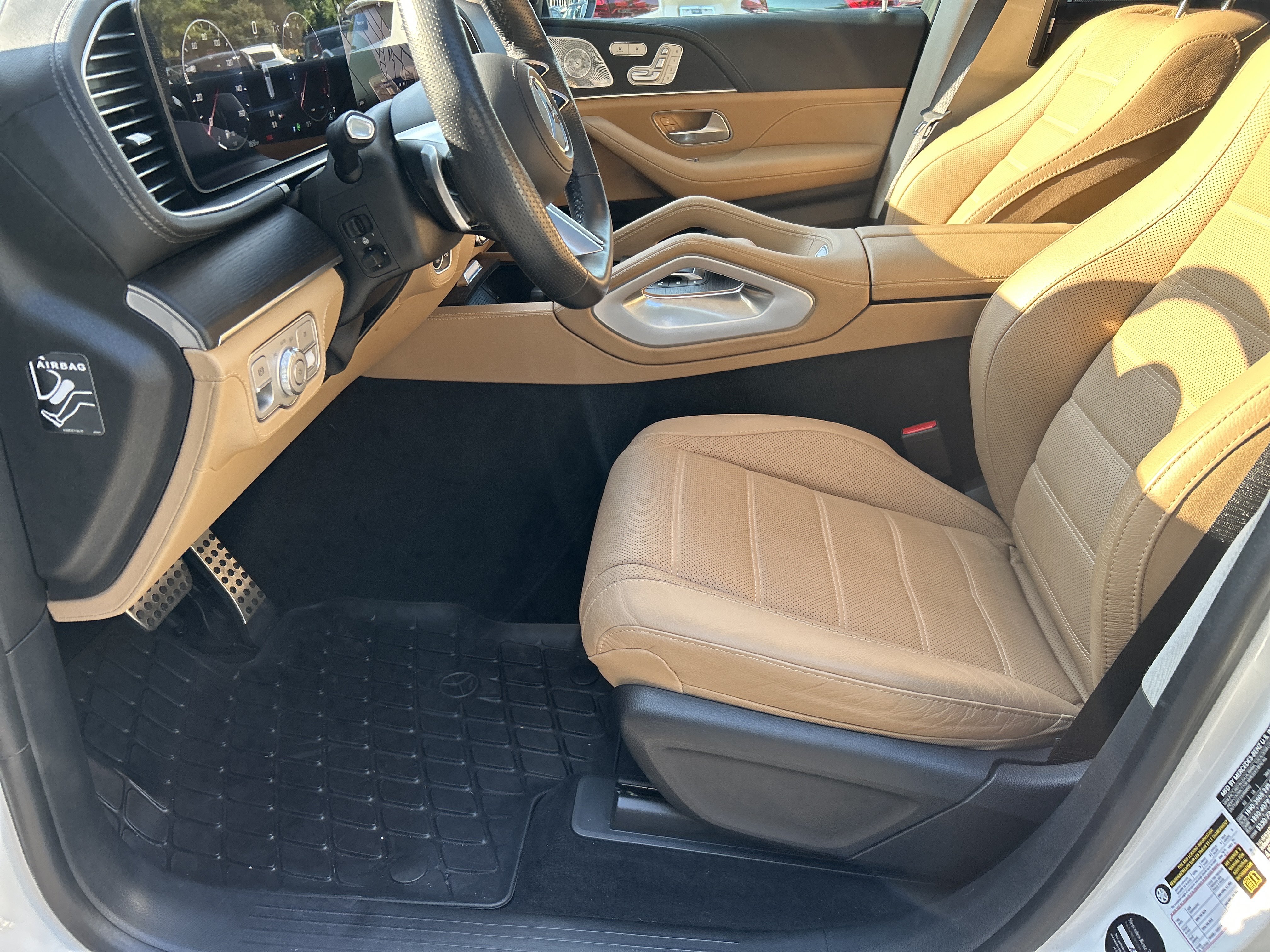 Certified 2024 Mercedes-Benz GLS 450 4MATIC image 22