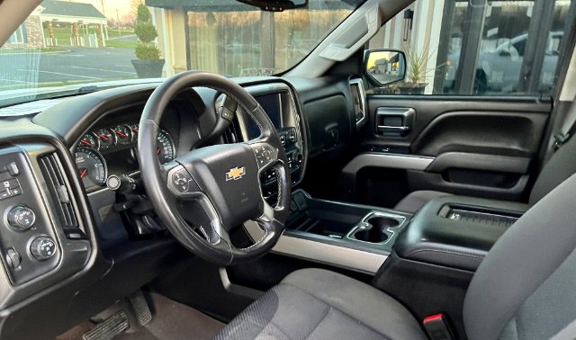 Used 2018 Chevrolet Silverado 1500 LT w/ All Star Edition image 16