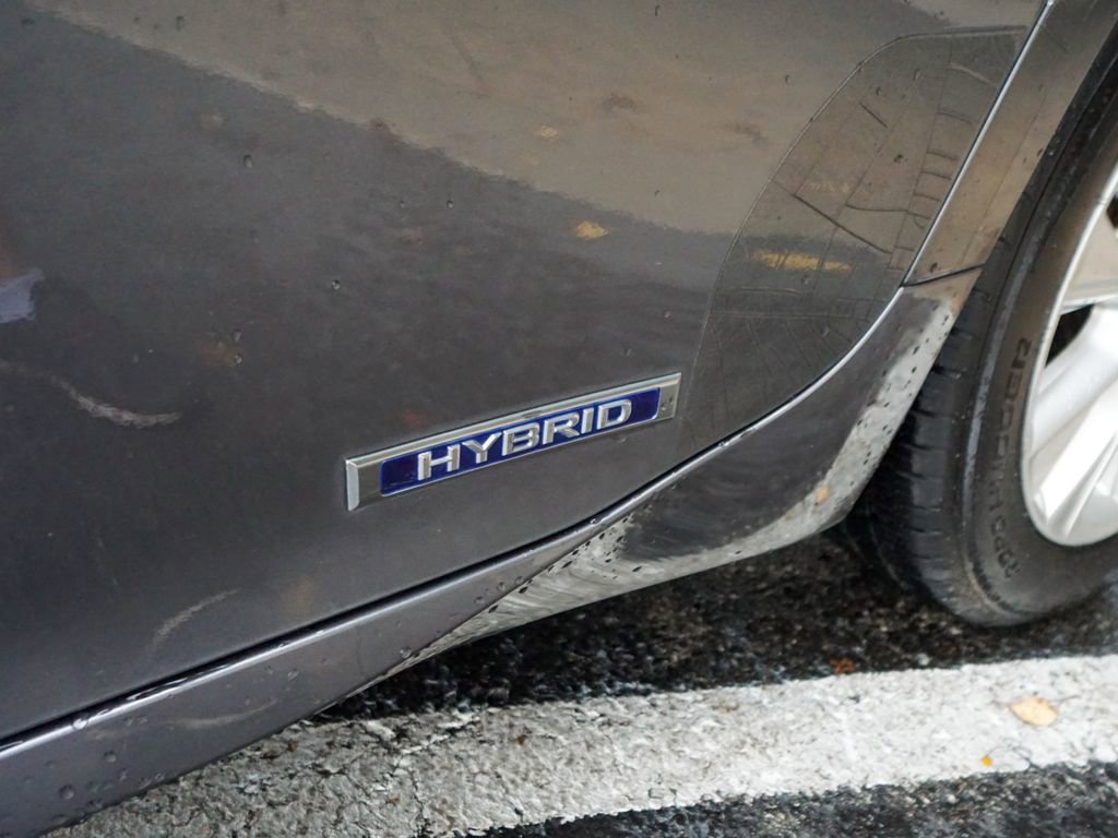 Used 2014 Lexus ES 300h w/ Luxury Package w/Bamboo Trim image 3