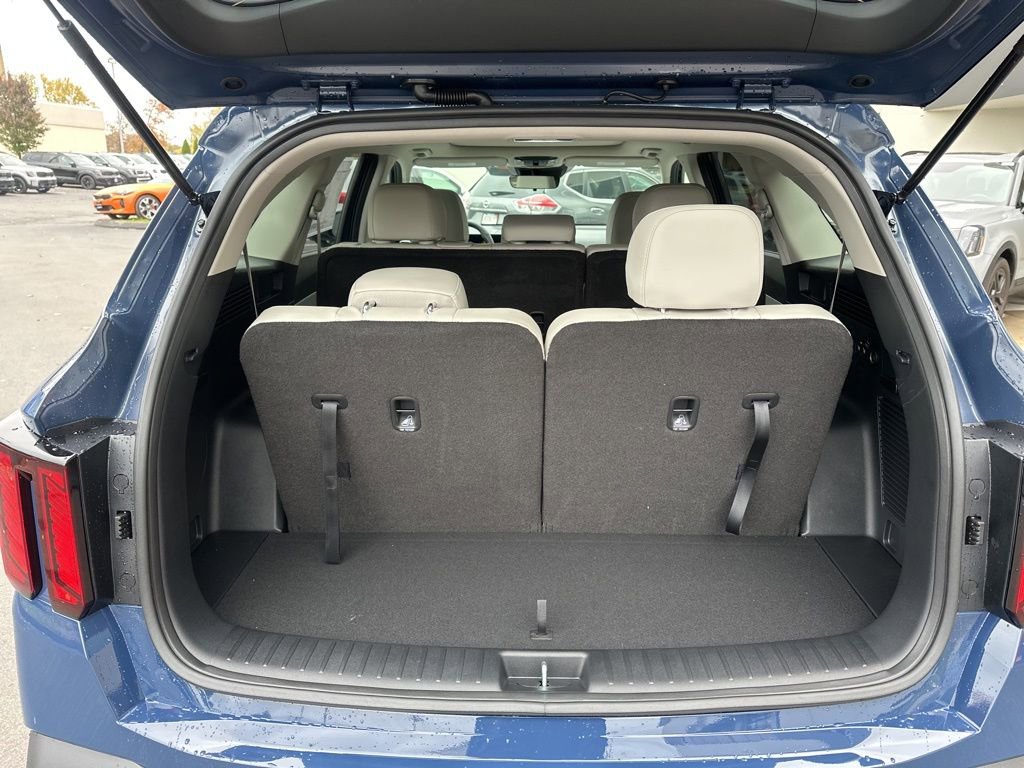 New 2026 Kia Sorento S w/ S Panoramic Sunroof Package image 18