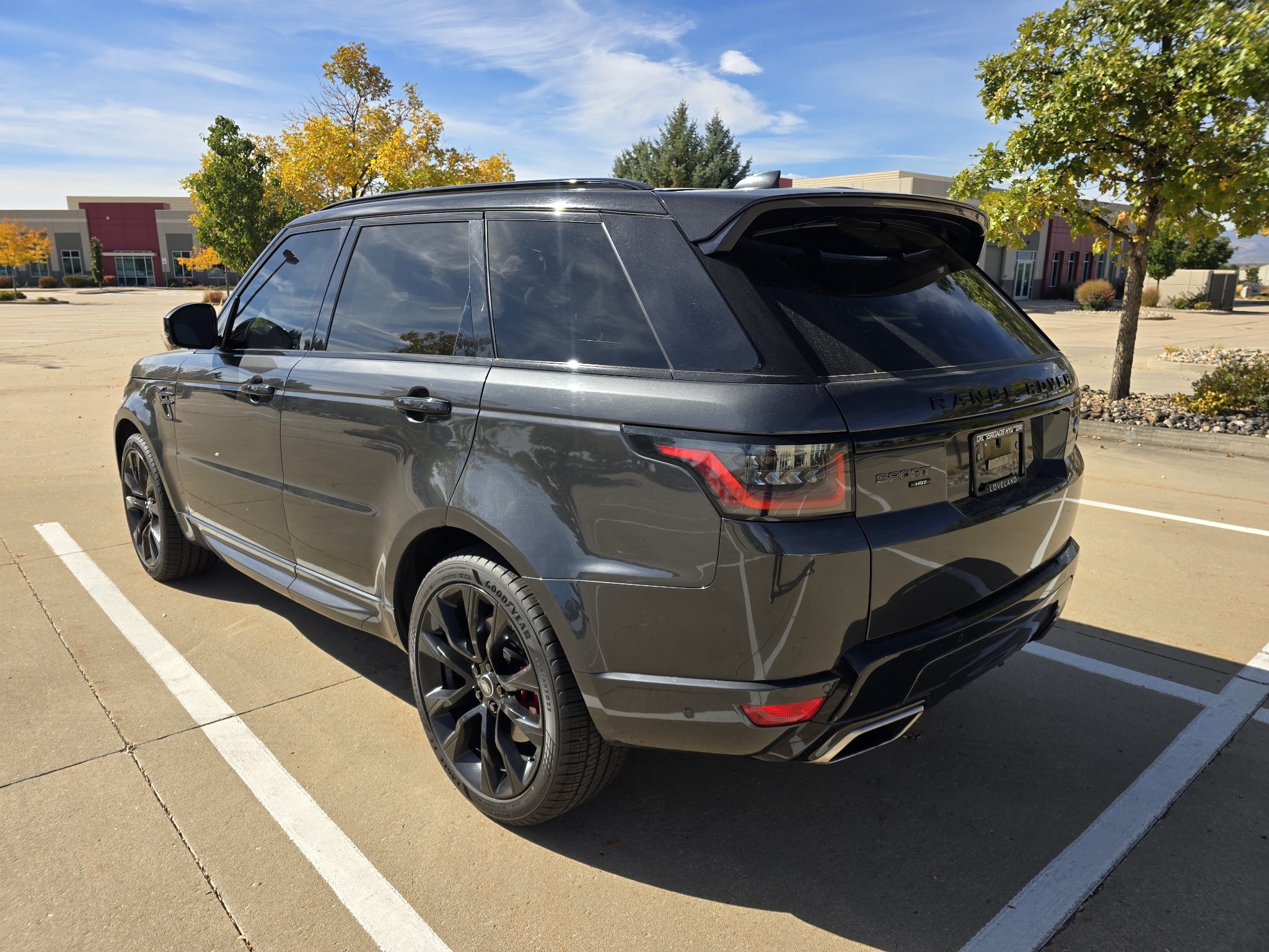 Used 2020 Land Rover Range Rover Sport HST AWD/4WD image 3