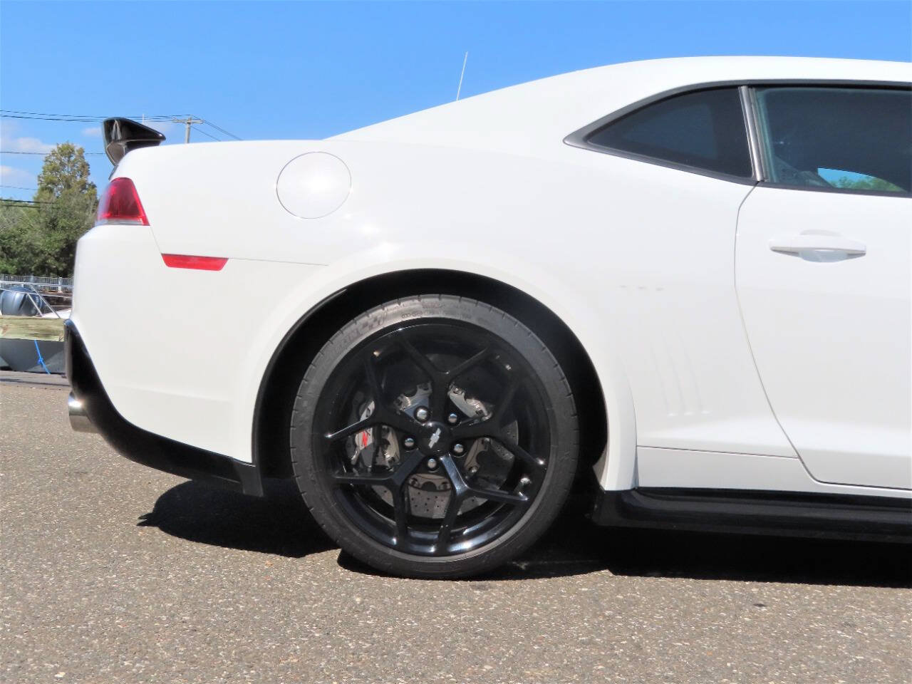 Used 2015 Chevrolet Camaro Z/28 RWD image 13