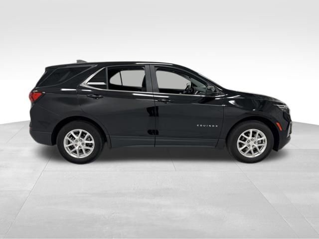 Used 2024 Chevrolet Equinox LT w/ LPO, Floor Liner Package FWD image 6