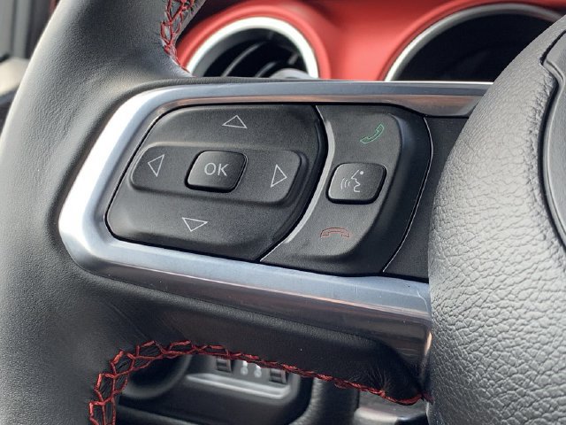 Used 2022 Jeep Wrangler Unlimited Rubicon w/ Cold Weather Group AWD/4WD image 24