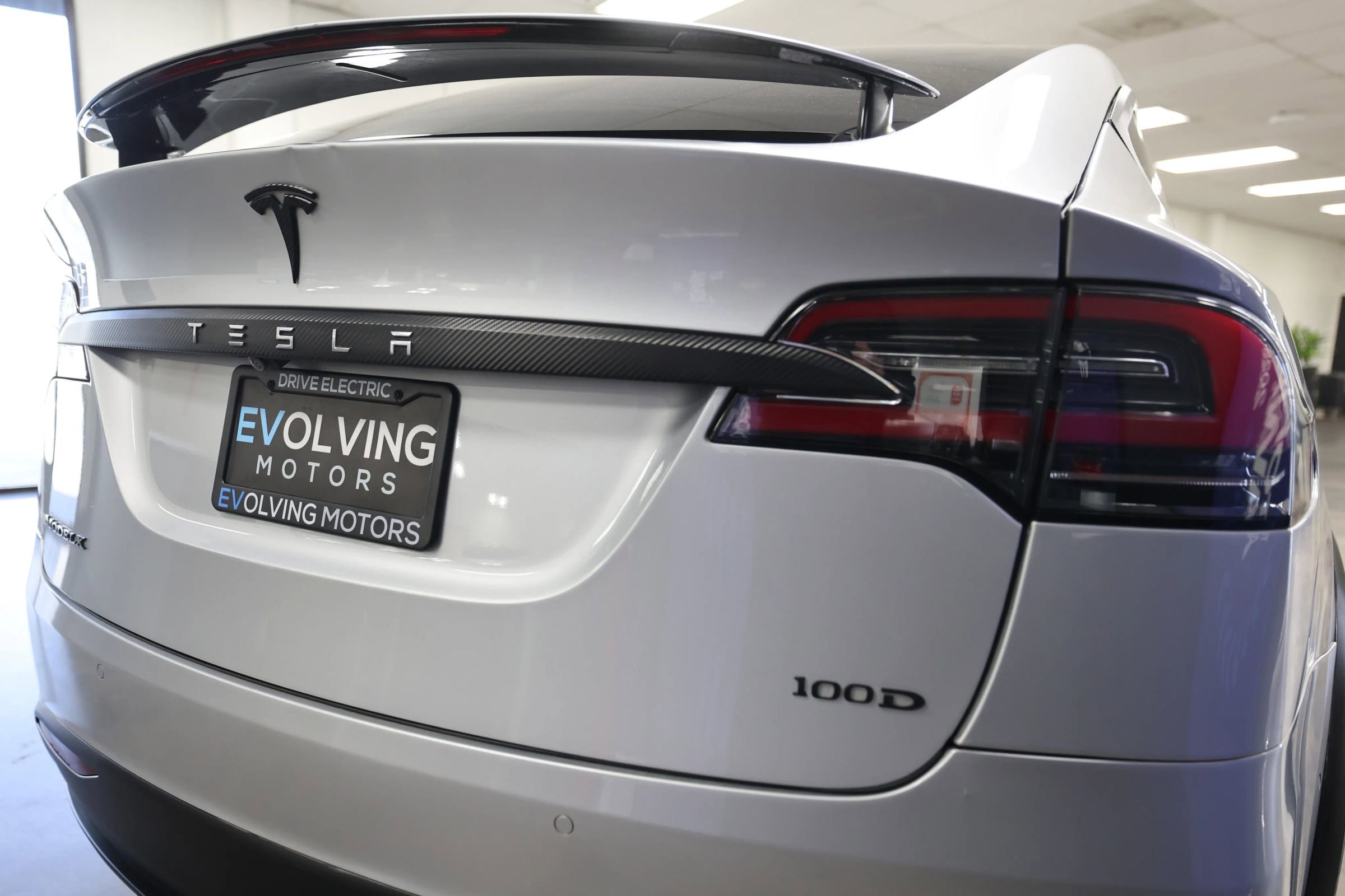 Used 2017 Tesla Model X 100D AWD/4WD image 16