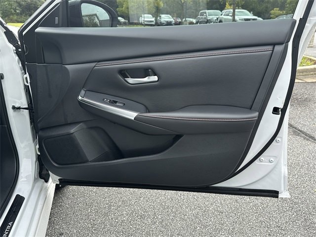 Certified 2025 Nissan Sentra SR image 15