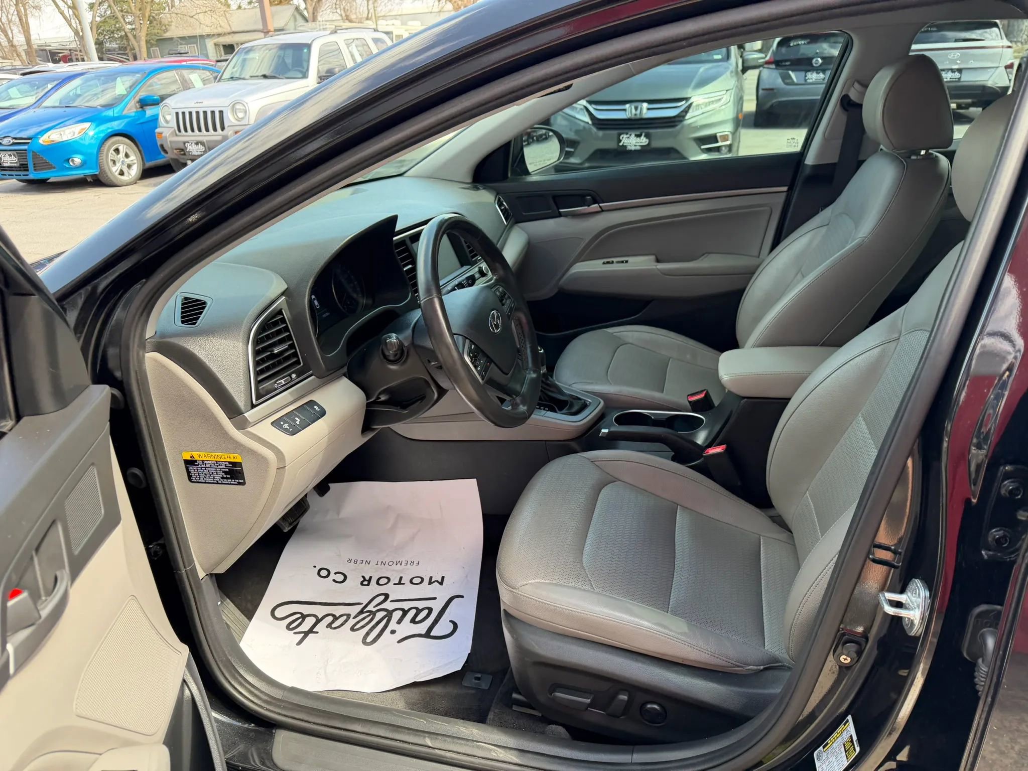 Used 2018 Hyundai Elantra Limited FWD image 10