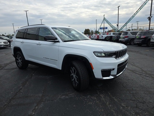 Used 2024 Jeep Grand Cherokee L Limited w/ Luxury Tech Group II image 8