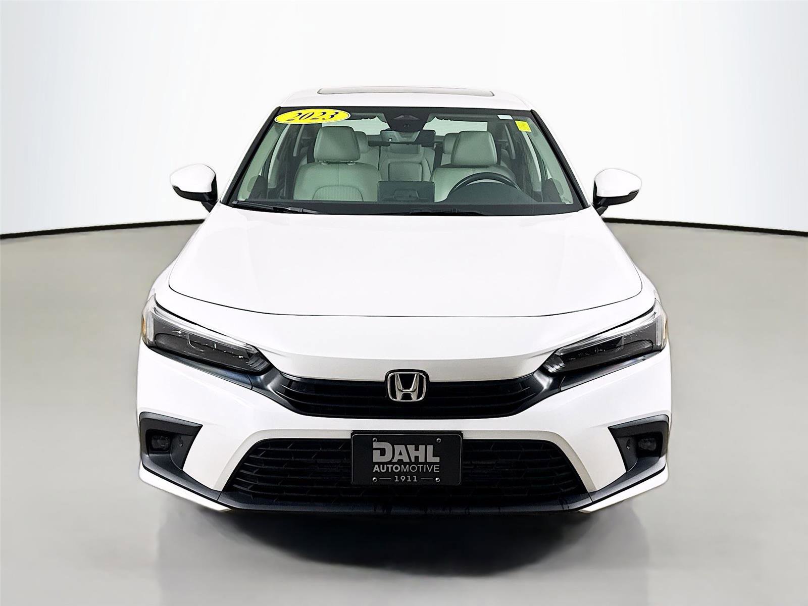 Used 2023 Honda Civic Touring image 3
