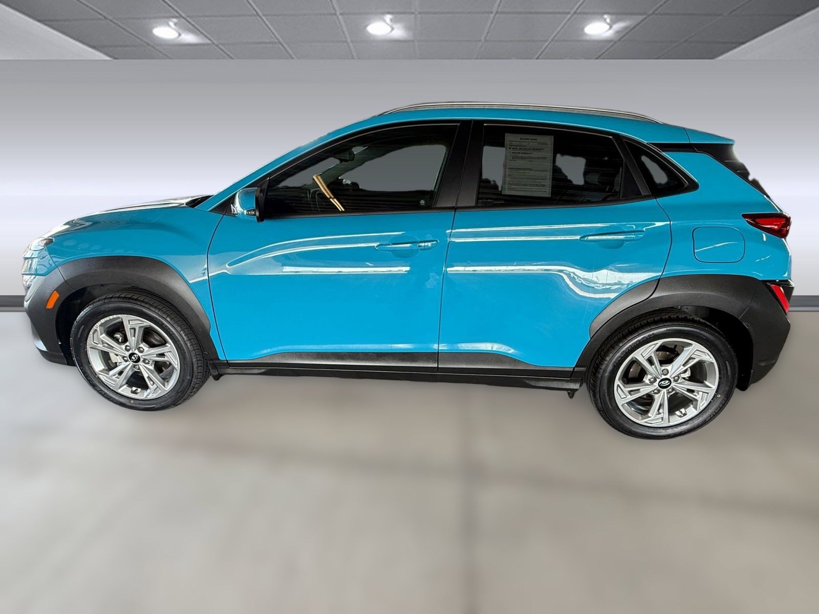 Used 2022 Hyundai Kona SEL w/ Cargo Package image 2