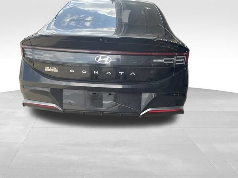 Used 2024 Hyundai Sonata SEL FWD image 5
