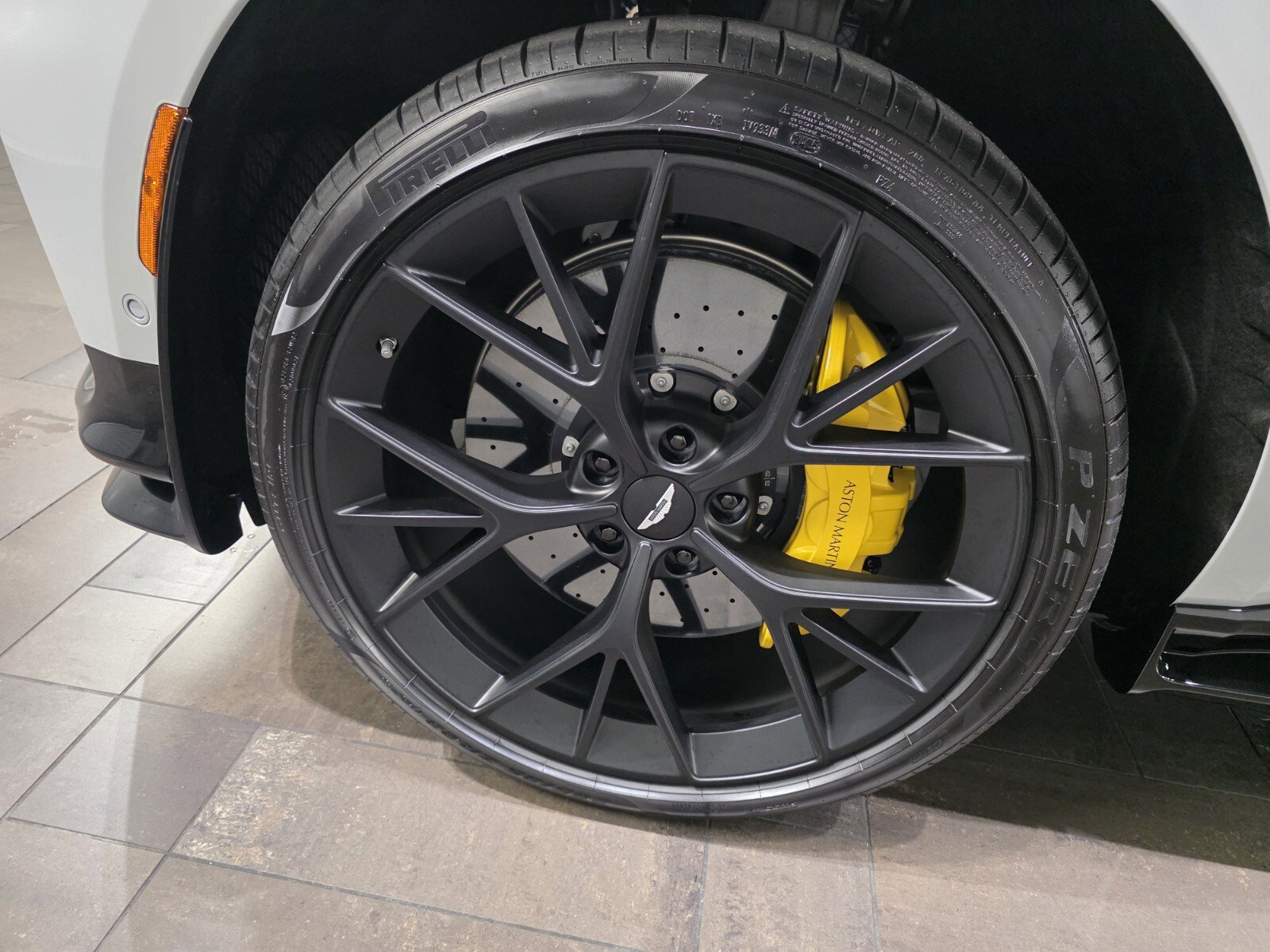 New 2026 Aston Martin DBX 707 image 4