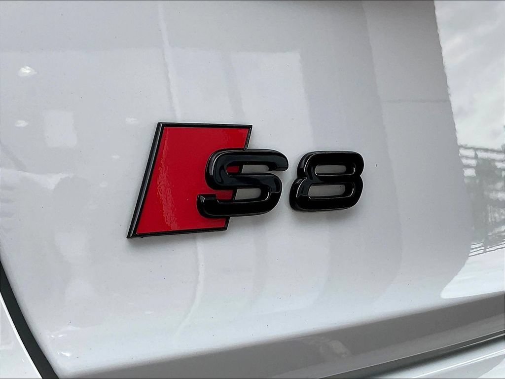 Used 2022 Audi S8 w/ S8 Comfort Plus Package AWD/4WD image 20