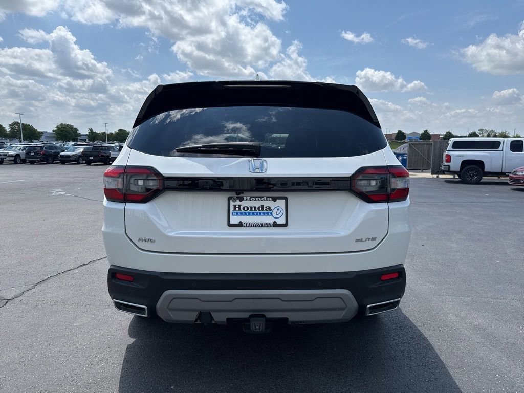 Used 2024 Honda Pilot Elite image 6