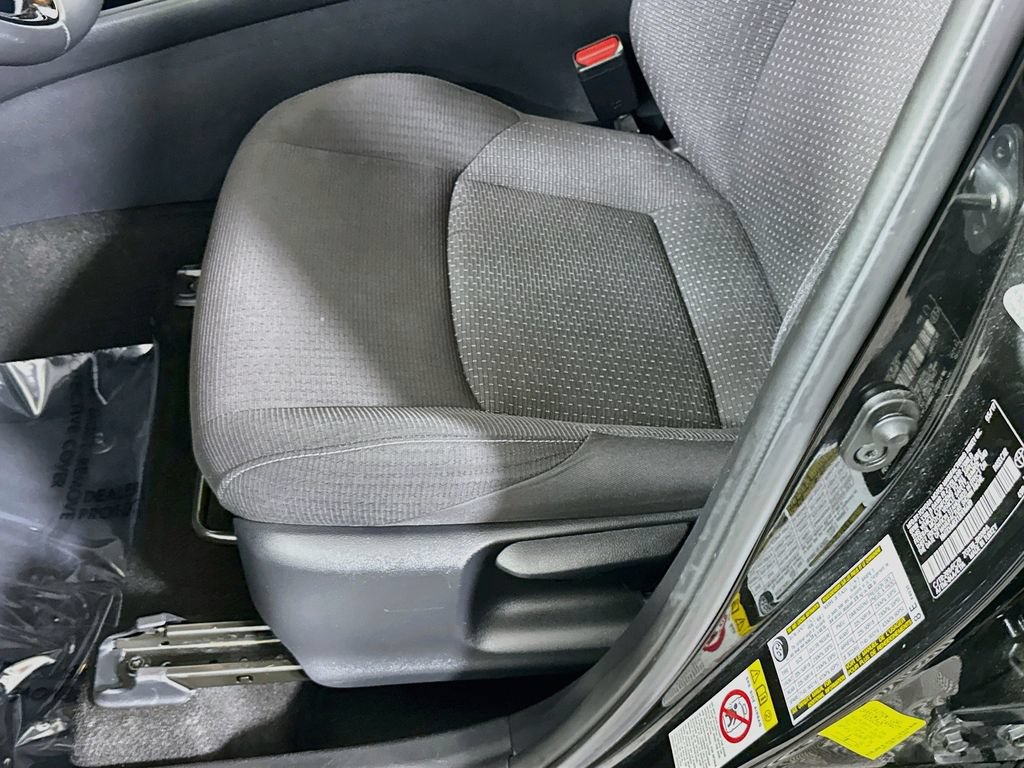 Certified 2018 Toyota C-HR XLE FWD image 23