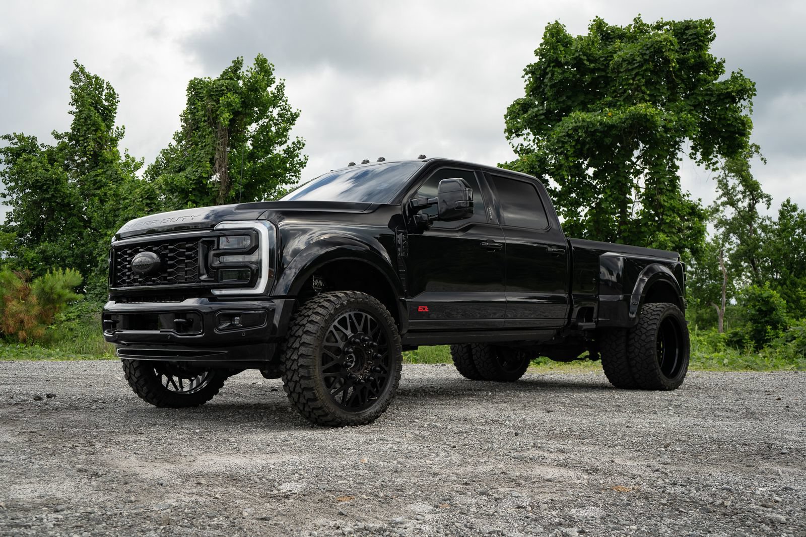 Used 2024 Ford F450 Limited AWD/4WD image 9