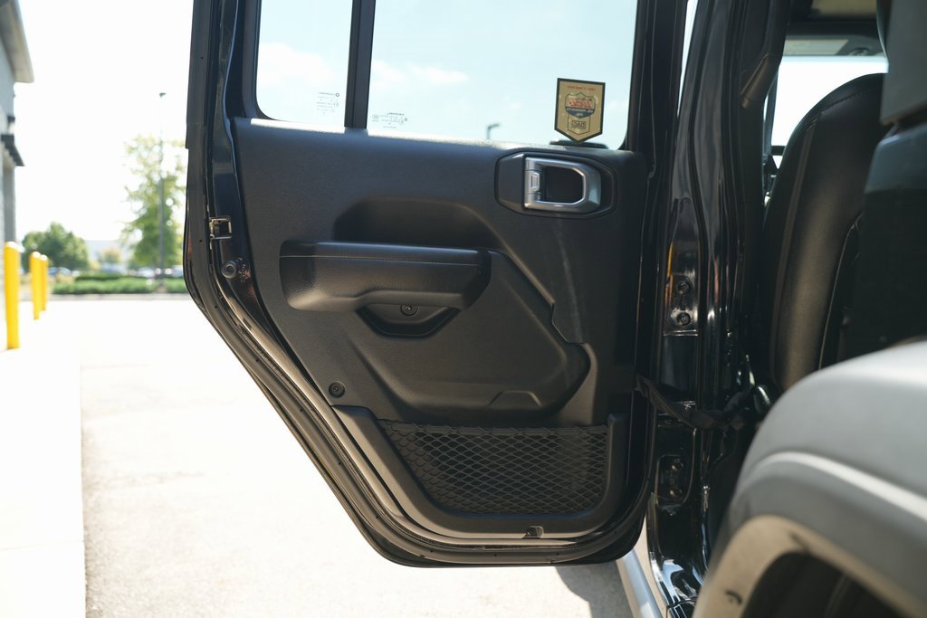 Used 2021 Jeep Wrangler Unlimited Sport image 33