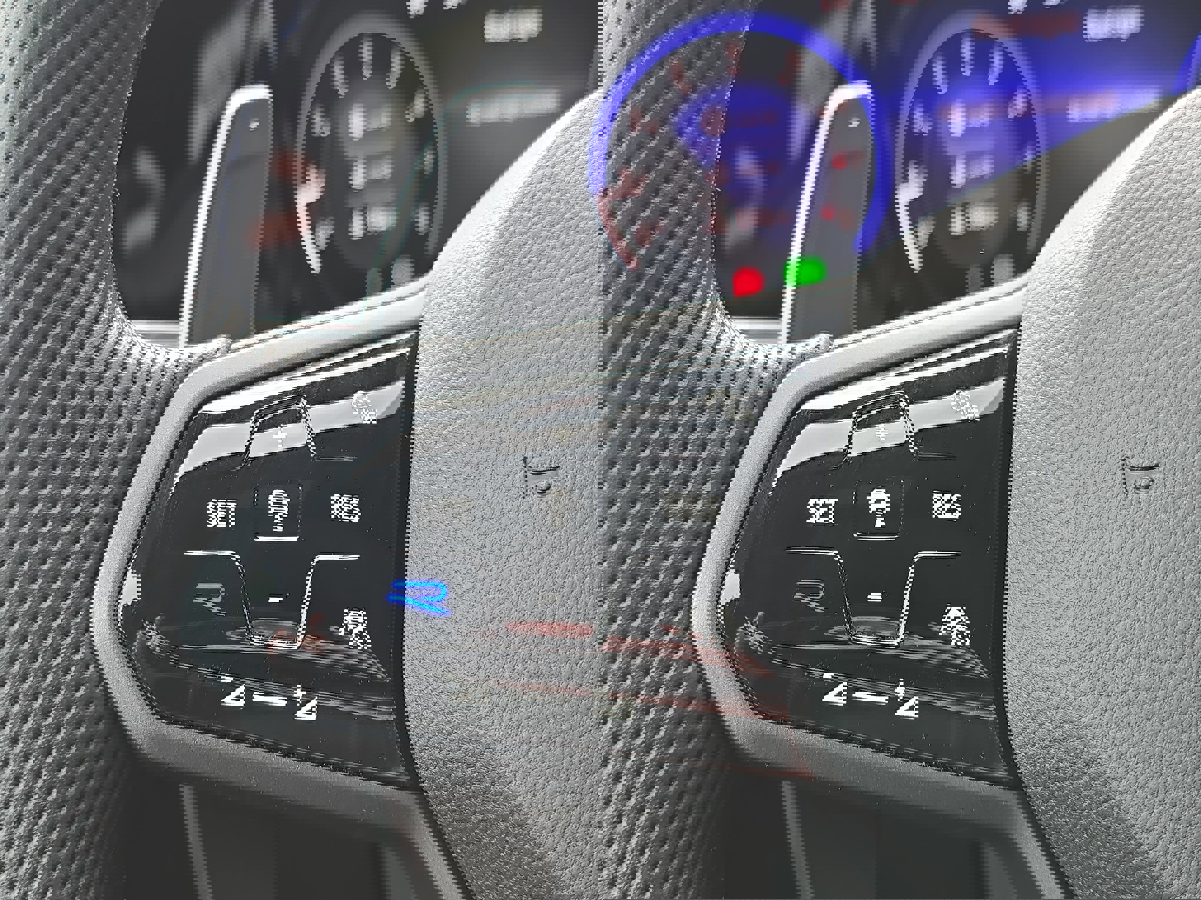 Certified 2022 Volkswagen Golf R image 16