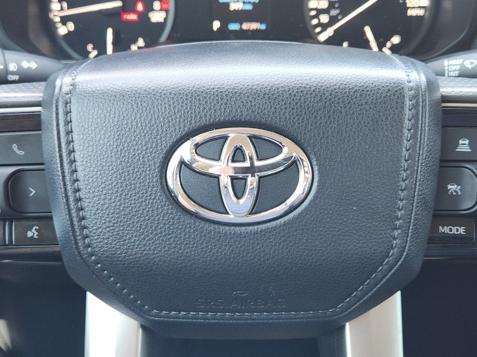Used 2022 Toyota Tundra SR5 w/ Convenience Package RWD image 37
