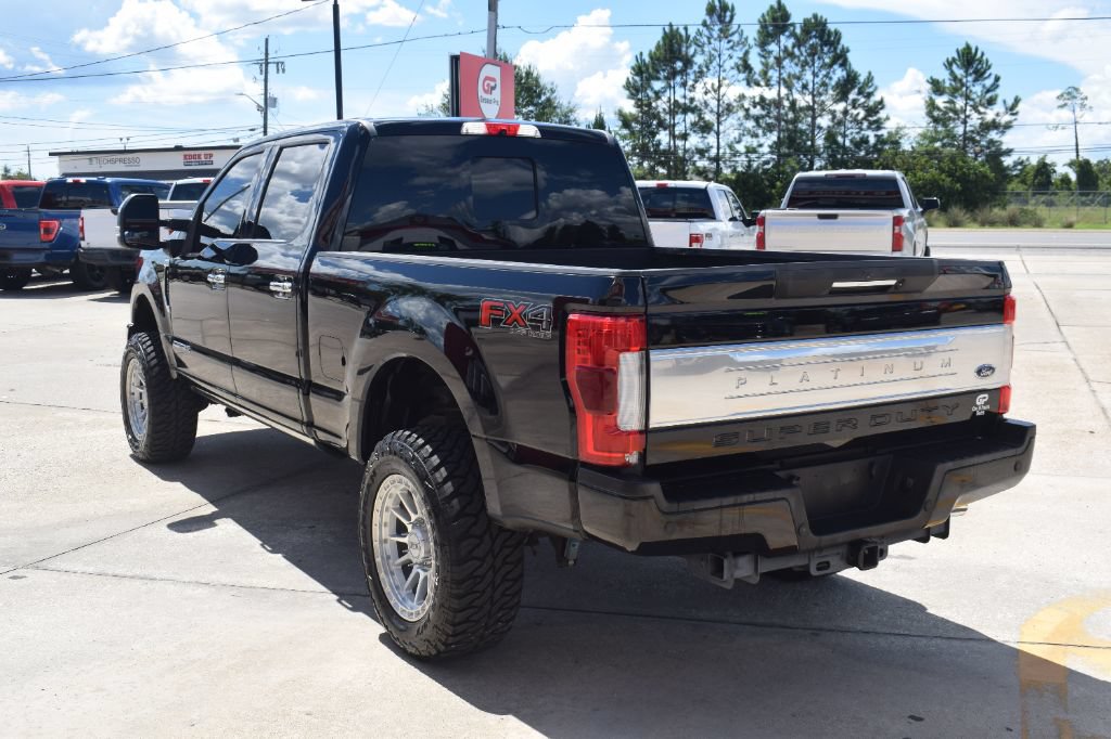 Used 2017 Ford F250 Platinum w/ Platinum Ultimate Package AWD/4WD image 4