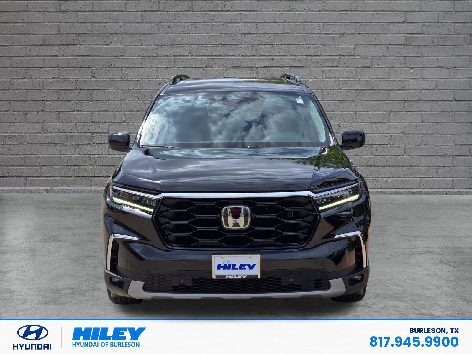 Used 2025 Honda Pilot Touring image 6