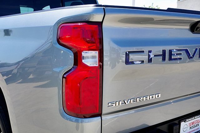 Used 2024 Chevrolet Silverado 1500 High Country w/ High Country Premium Package AWD/4WD image 7