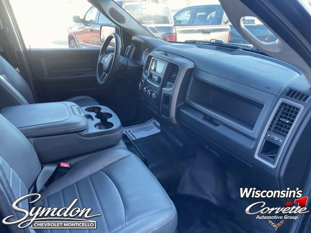 Used 2020 RAM 1500 Tradesman w/ Chrome Appearance Group AWD/4WD image 17