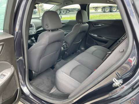 Used 2023 Chevrolet Malibu LT image 41