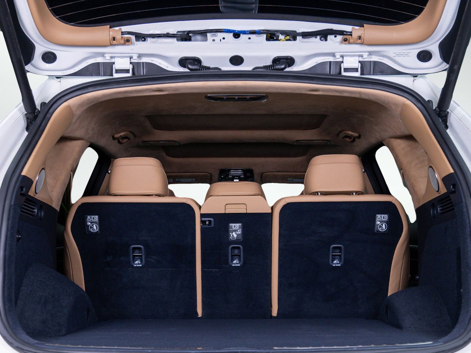 Used 2023 Genesis GV80 3.5T w/ Prestige Matte Package image 8