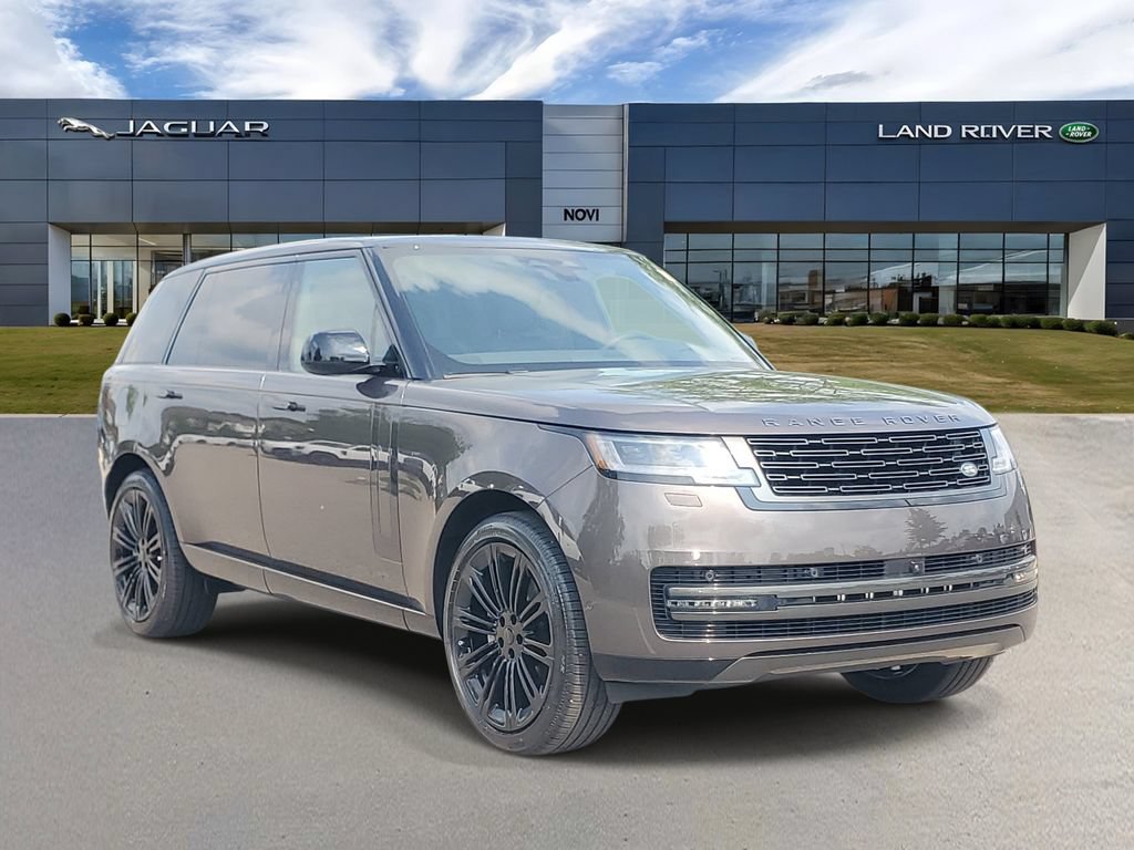 New 2026 Land Rover Range Rover Long Wheelbase SE AWD/4WD image 2