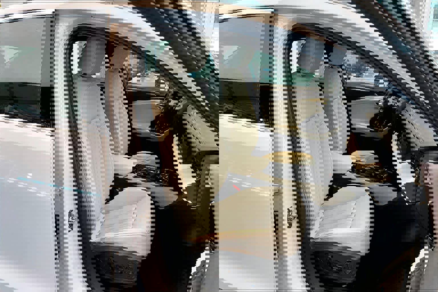 Certified 2025 Audi A6 e-tron Premium w/ Ultra Package image 9