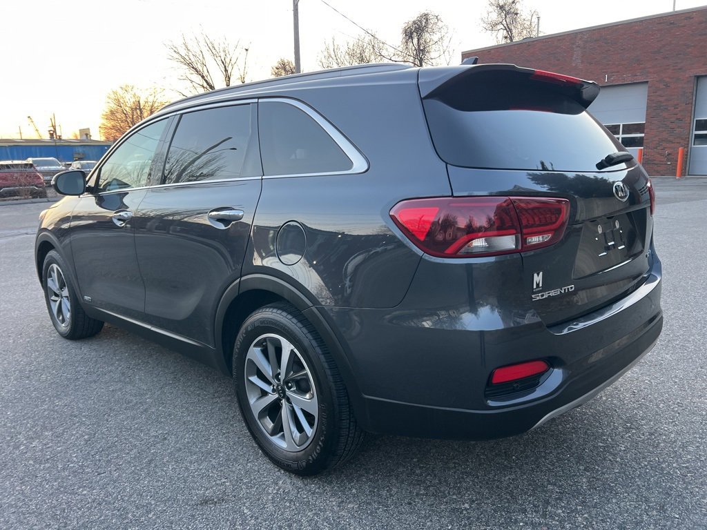 Used 2019 Kia Sorento EX image 3