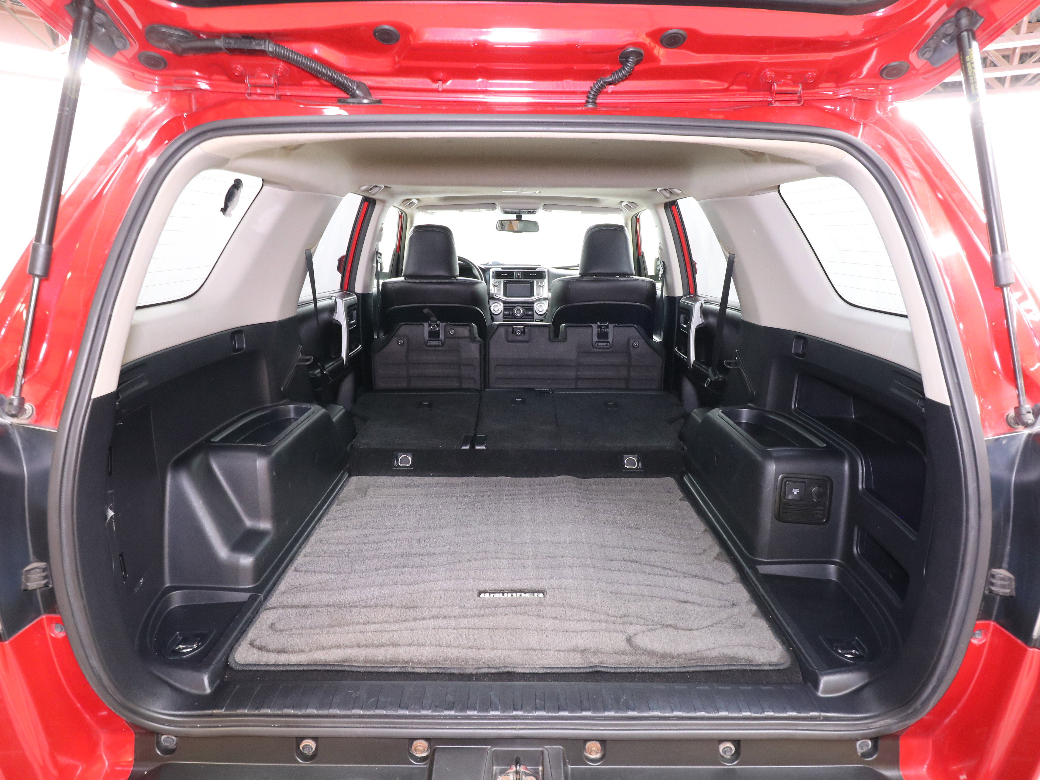 Used 2016 Toyota 4Runner SR5 image 31