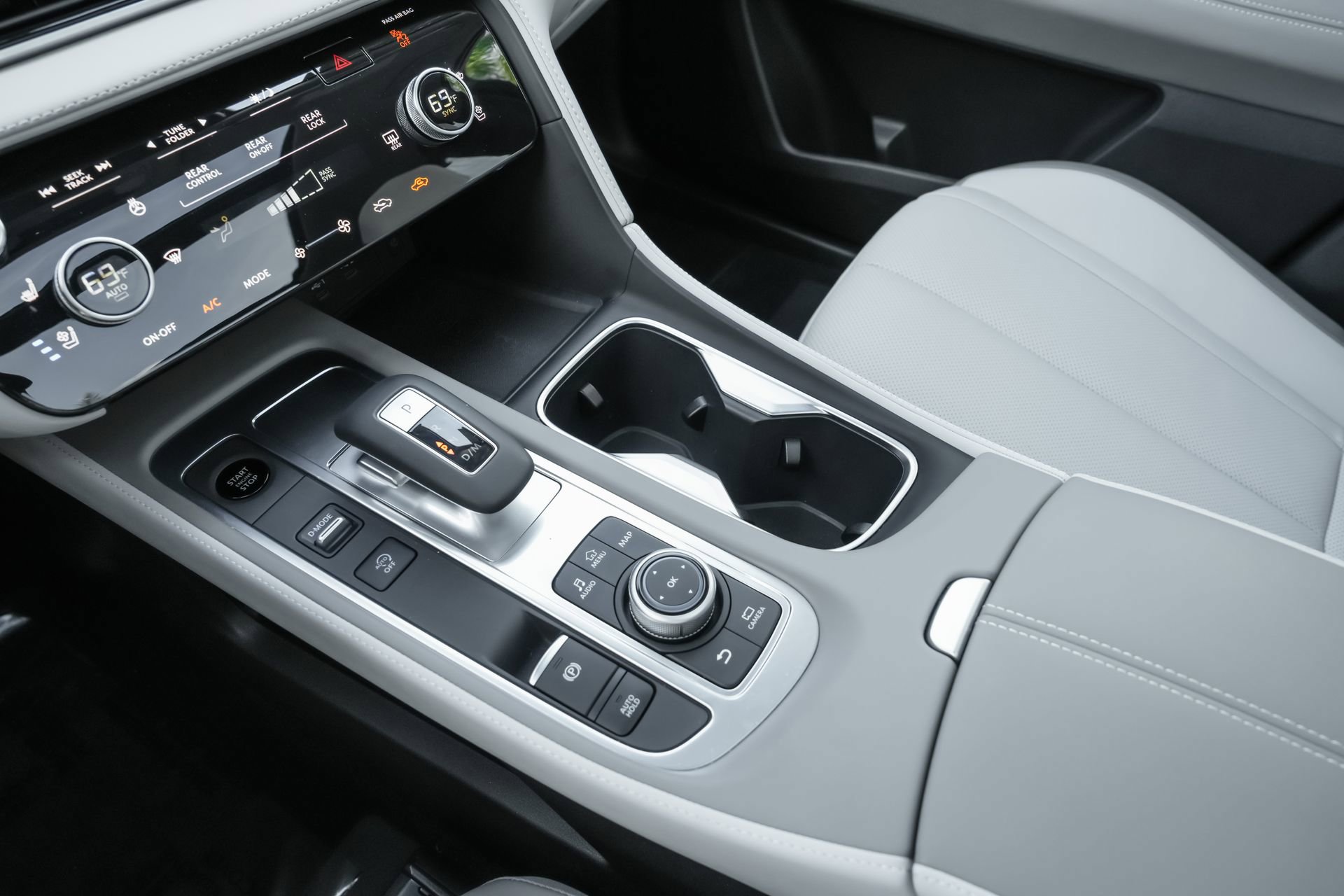 Certified 2026 INFINITI QX60 Luxe w/ Cargo Package image 12