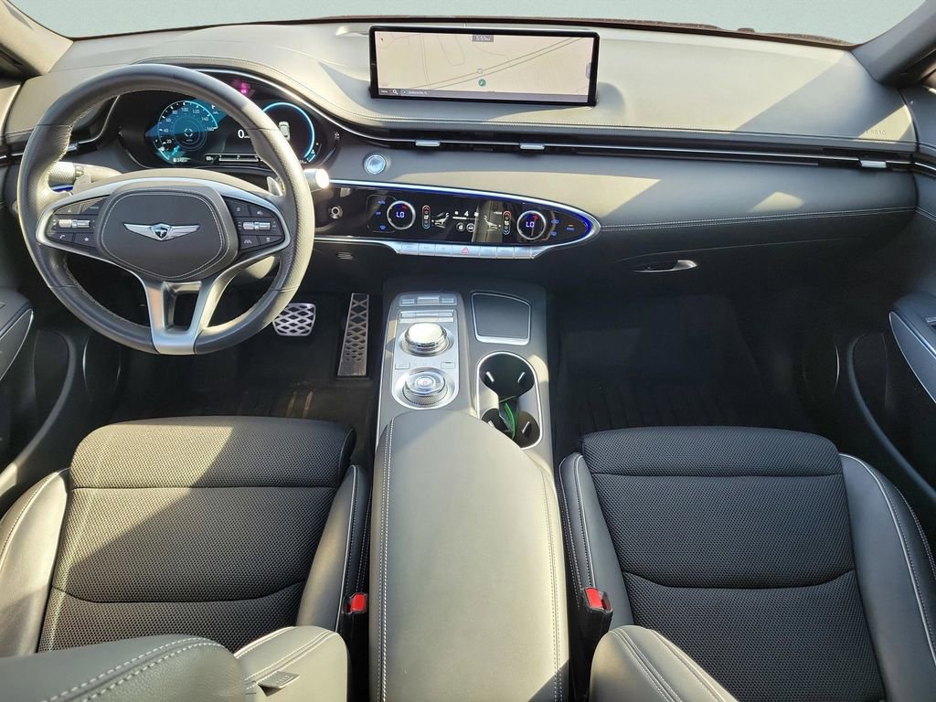 Used 2023 Genesis GV70 2.5T w/ Sport Prestige Package AWD/4WD image 13