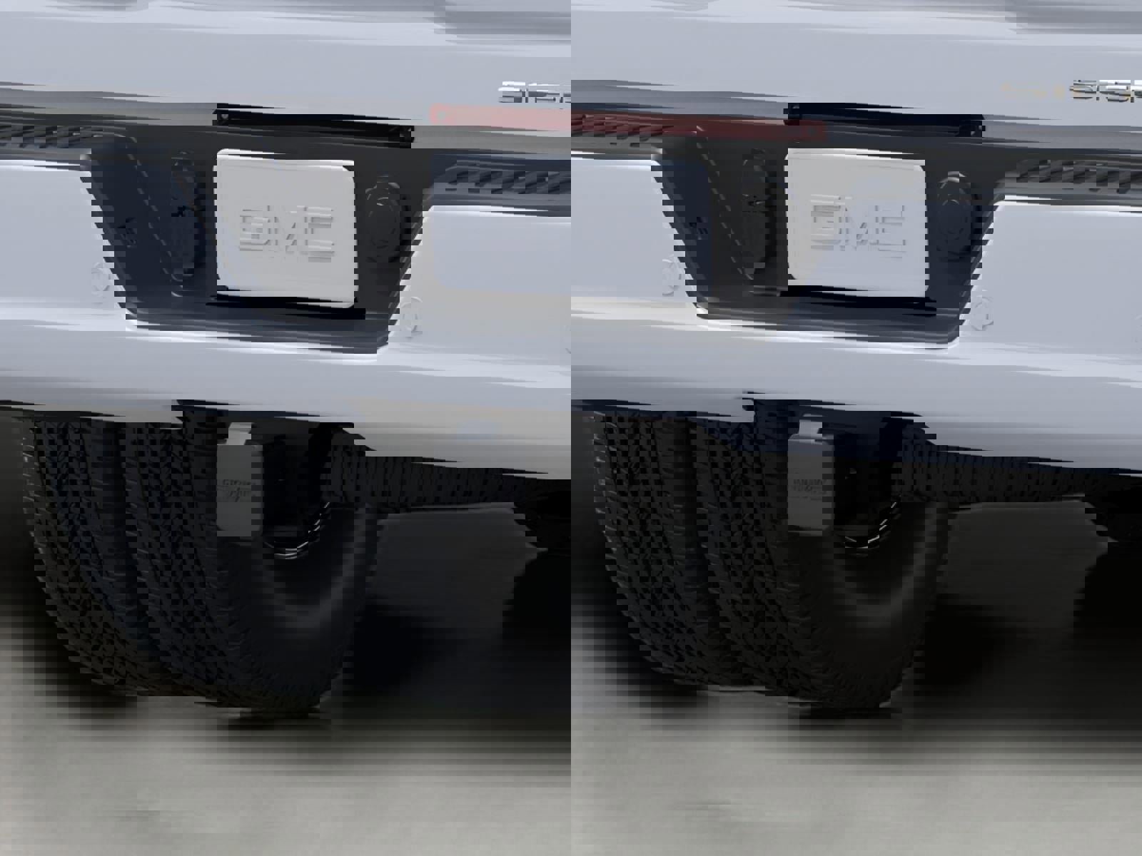 New 2026 GMC Sierra 3500 Denali Ultimate w/ LPO, Black Badging Package image 14