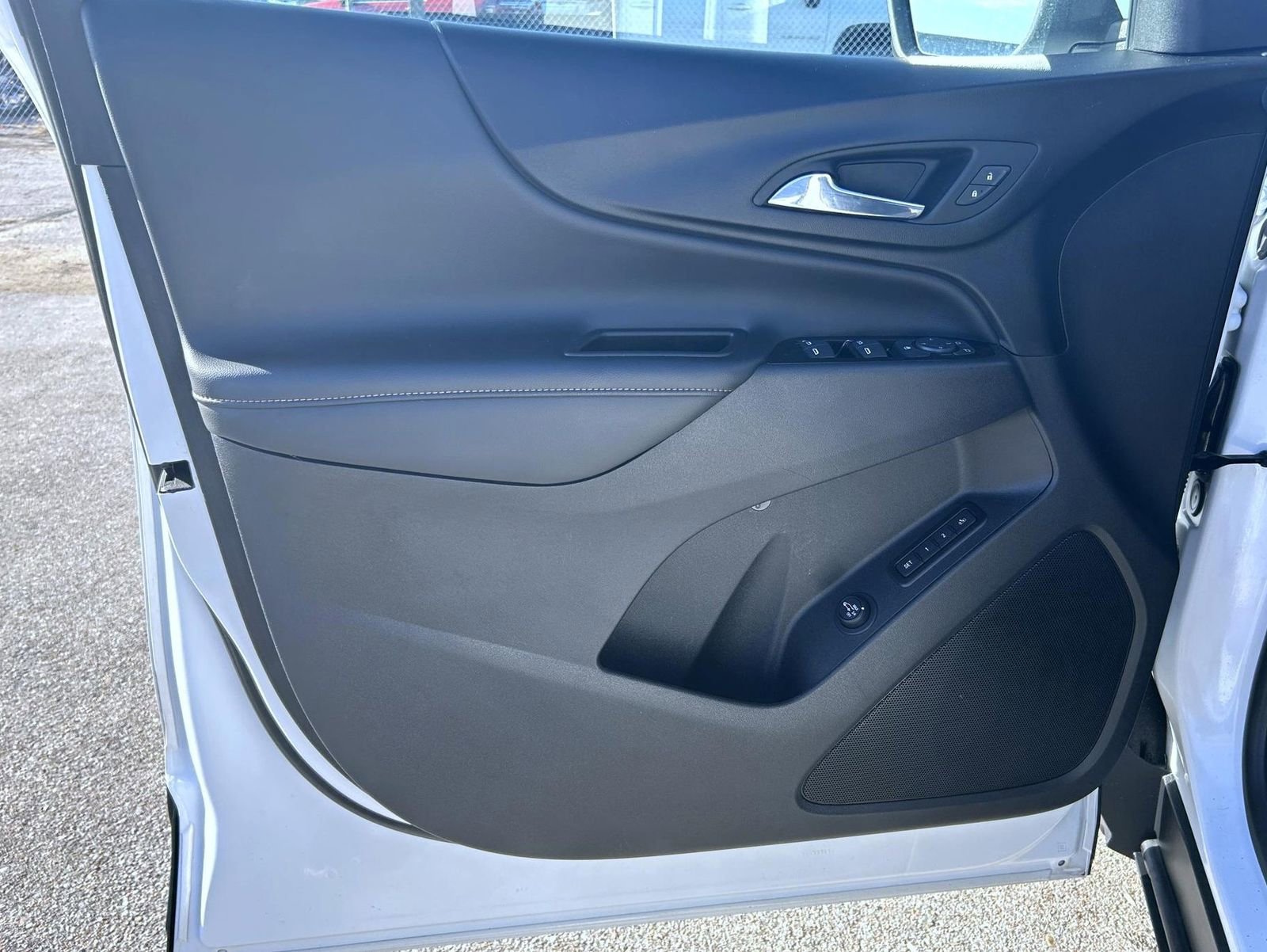 Certified 2022 Chevrolet Equinox Premier image 9