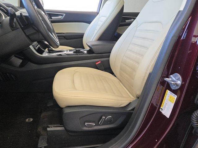 Used 2018 Ford Edge SEL w/ Equipment Group 201A AWD/4WD image 19